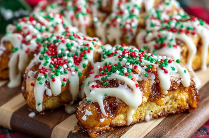 Festliche Zimtschnecken-Blüten