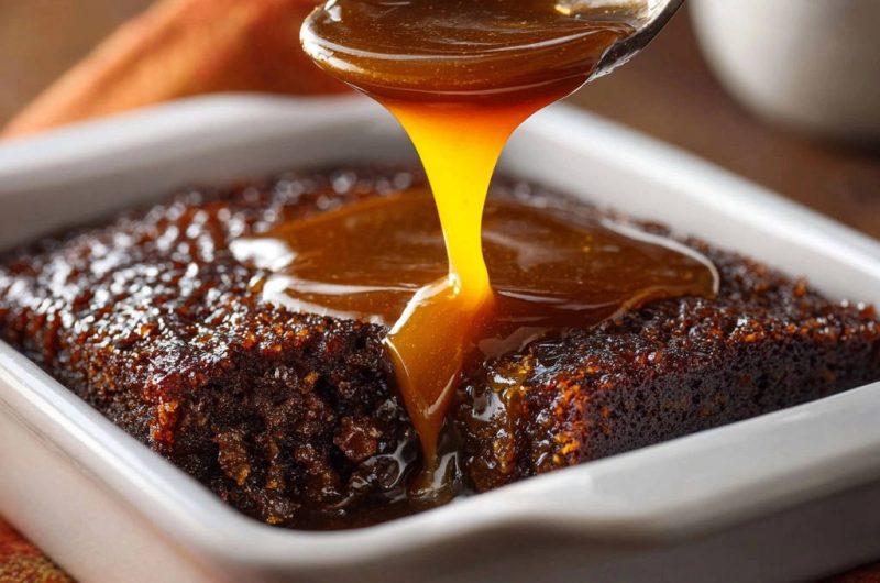 Saftiger Dattelpudding mit himmlischer Karamellsauce