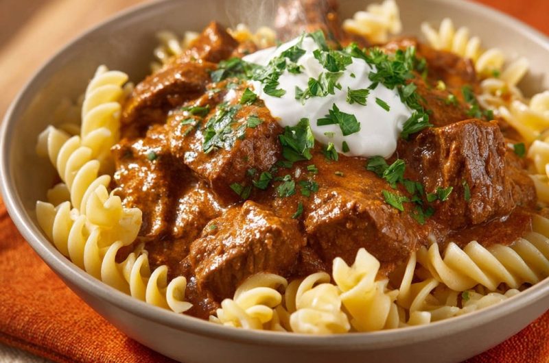 Herzhaftes Rindsgulasch mit Fusilli