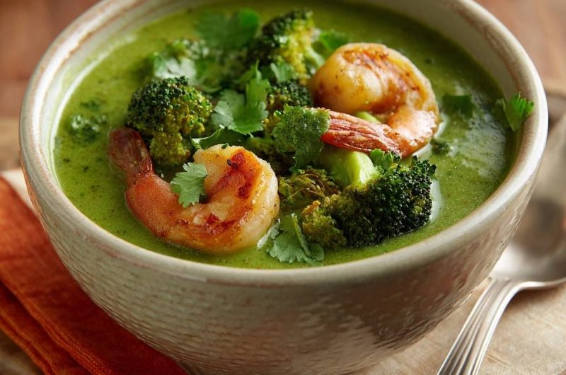 Cremige Brokkoli-Garnelen-Suppe (Nie wieder gummiartige Garnelen!)