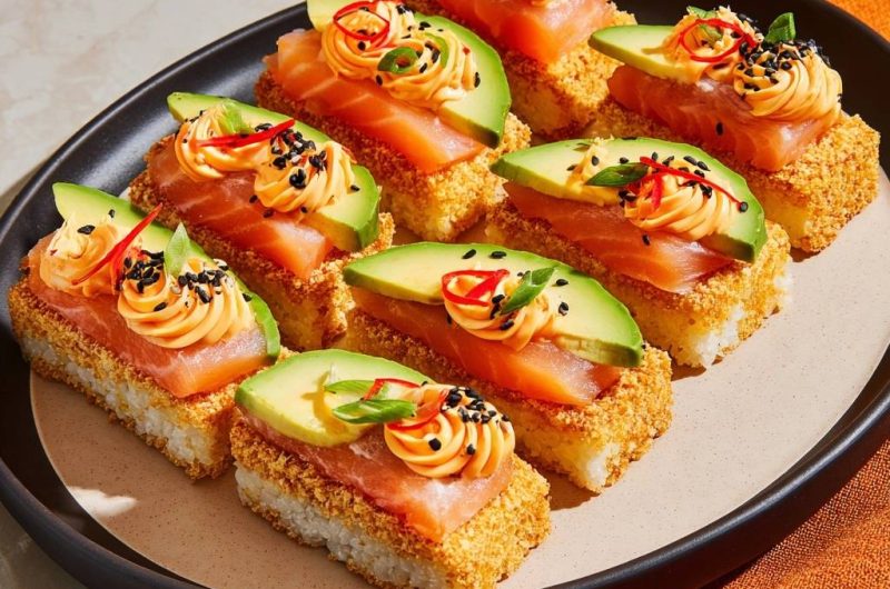 Knusprige Lachs-Avocado-Sushi-Bites (Nie wieder weiche Kruste!)