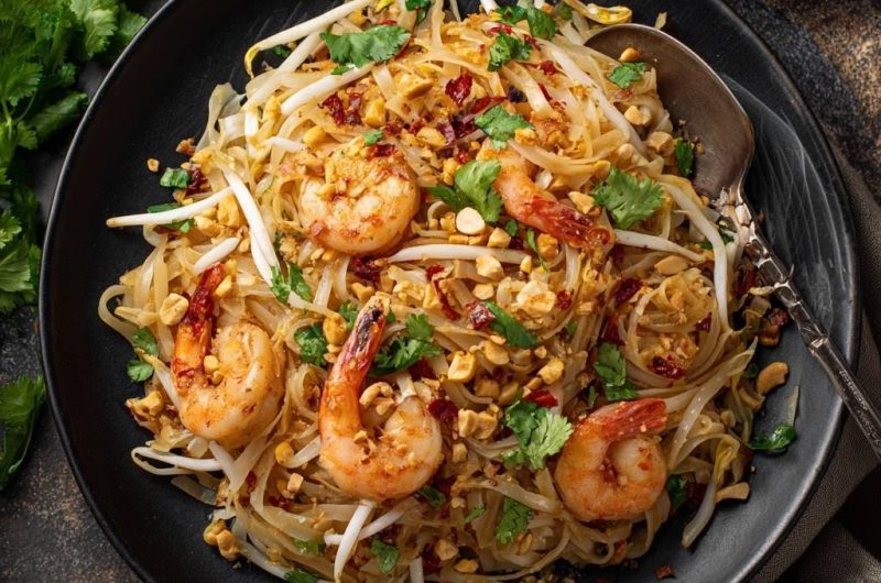 Pad Thai mit Garnelen (Nie wieder matschige Nudeln)