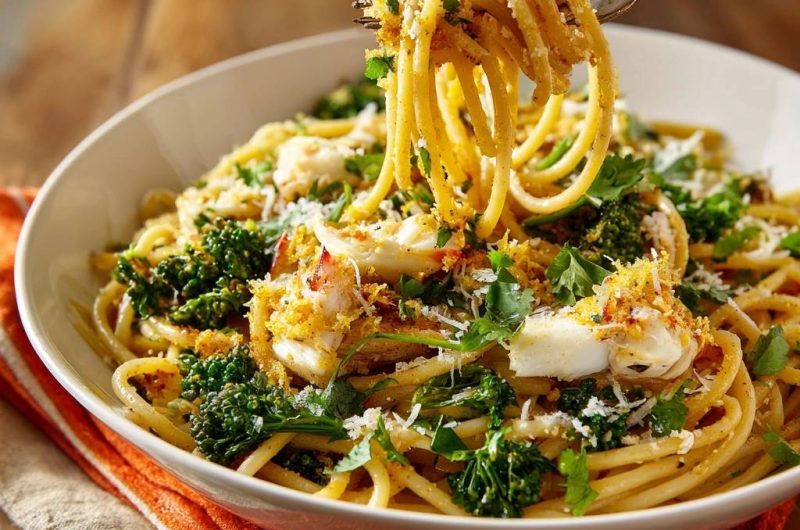 Spaghetti mit Brokkolirabe und knusprigen Garnelen (Nie wieder gummiartige Garnelen!)