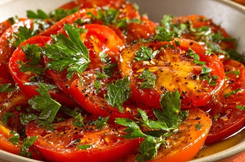 Gebratene Tomaten mit Petersilie (Nie wieder matschige Tomaten!)