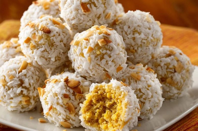 Kokos-Mandel-Bällchen