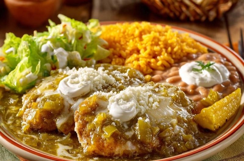 Saftige Hähnchen-Enchiladas Verdes