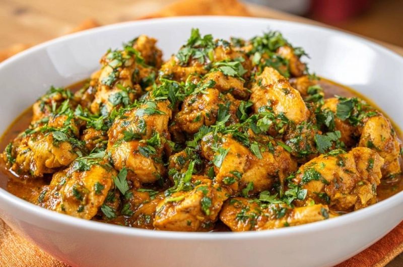 Saftiges Hähnchen-Curry mit Koriander