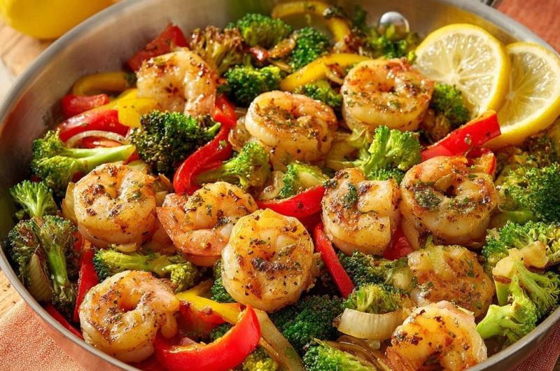 Zitronen-Knoblauch-Garnelen mit Brokkoli & Paprika