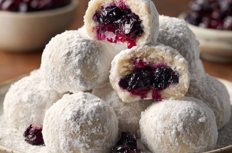 Blaubeer-Schneebällchen (Nie wieder auslaufende Füllung!)