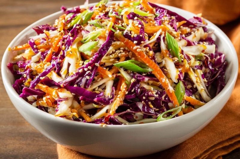 Knackiger Asiatischer Krautsalat