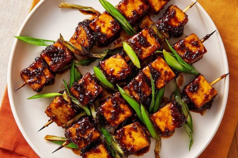 Knusprige Teriyaki-Tofu-Spieße