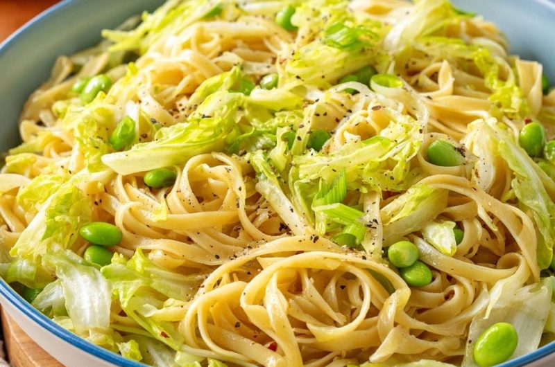 Reisnudeln mit Edamame und Pak Choi (Nie wieder matschige Nudeln)