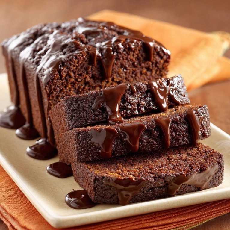 Saftiger Schokoladenkuchen mit Guss – Nie wieder trocken!