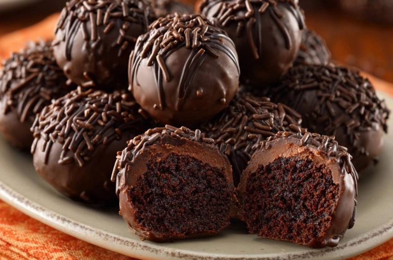 Schoko-Brigadeiros (Nie wieder klebende Hände!)