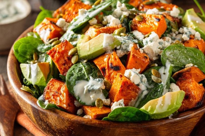 Gerösteter Süßkartoffel-Spinat-Salat