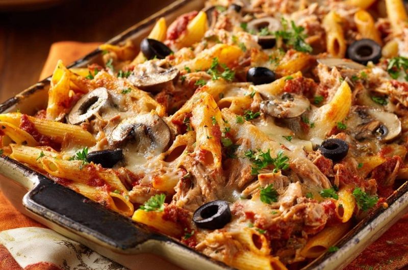 Herzhafter Thunfisch-Pasta-Auflauf