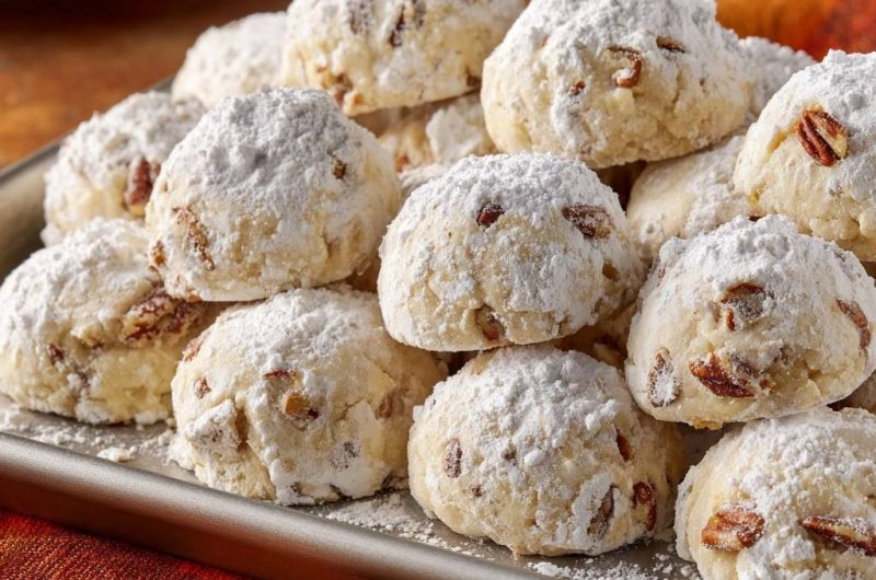 Klassische Pekannuss-Schneebälle