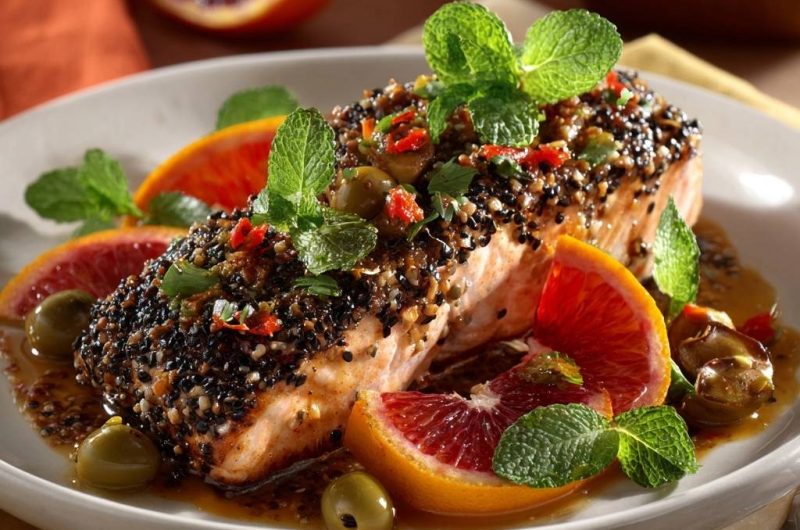 Knuspriger Sesam-Lachs mit Blutorange