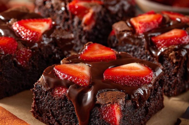 Saftige Erdbeer-Schokoladen-Brownies