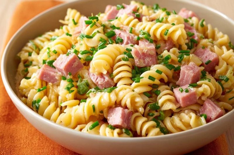 Cremige Schinken-Nudeln mit Schnittlauch