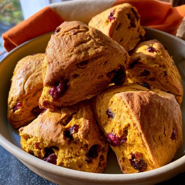 Kürbis-Scones mit Cranberrys